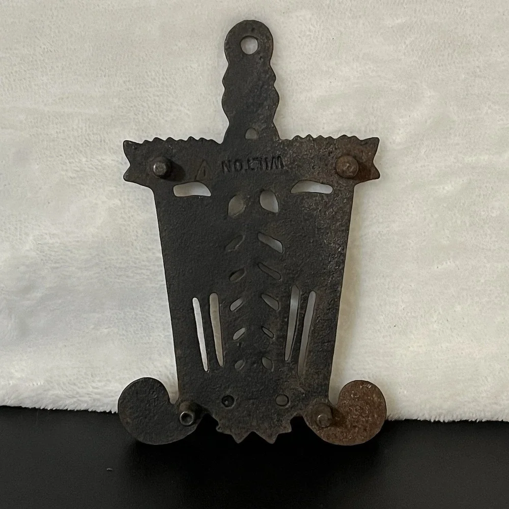 Vintage WILTON Cast Iron Trivet Brooms Wheat Stalk and Heart Shape 5